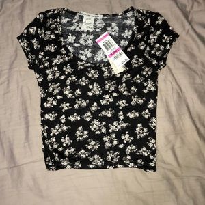 Crop floral tee